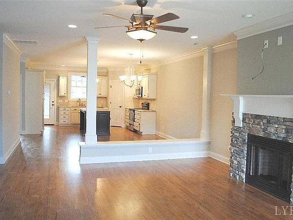 3rd image of 1407 Helmsdale Dr Lot 11