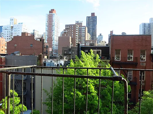 Rented by City & Suburban | media 7