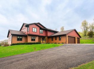 W7266 Sylvester Rd, Holmen, WI 54636