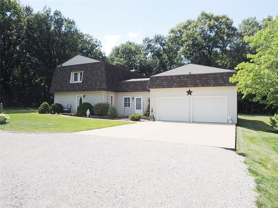 1st image of 7 Fisher Ln