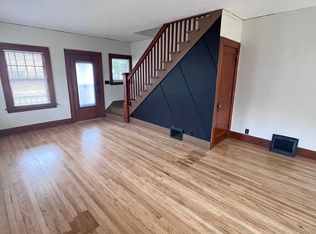 935 E St, Lincoln, NE 68508