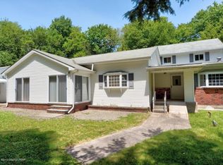 37 Pow Wow Way, Gouldsboro, PA 18424