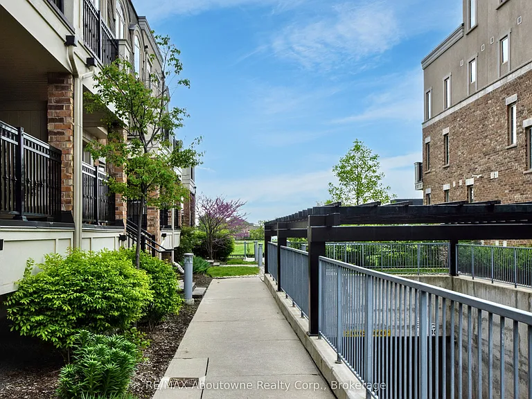 2441 Greenwich Dr #116 — Photo 26