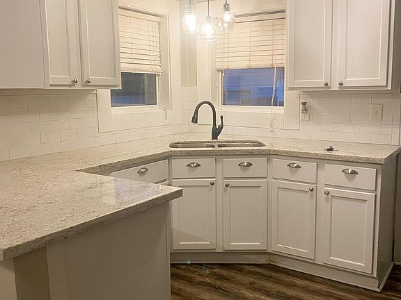 2nd image of 416 Fairfield St