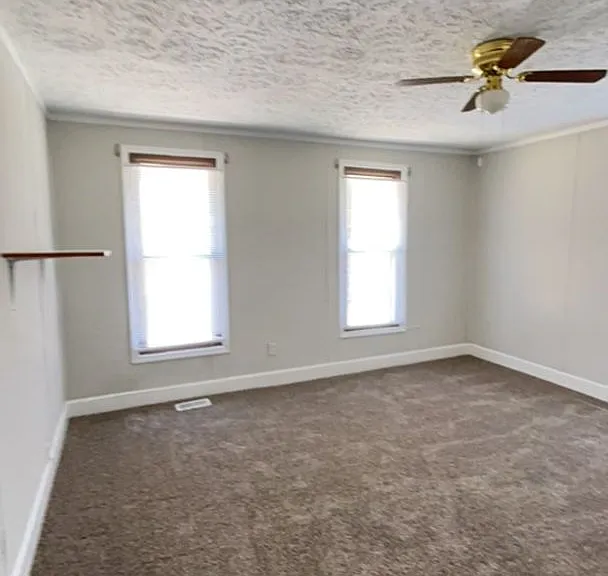 611-613 Oregon St — Photo 6