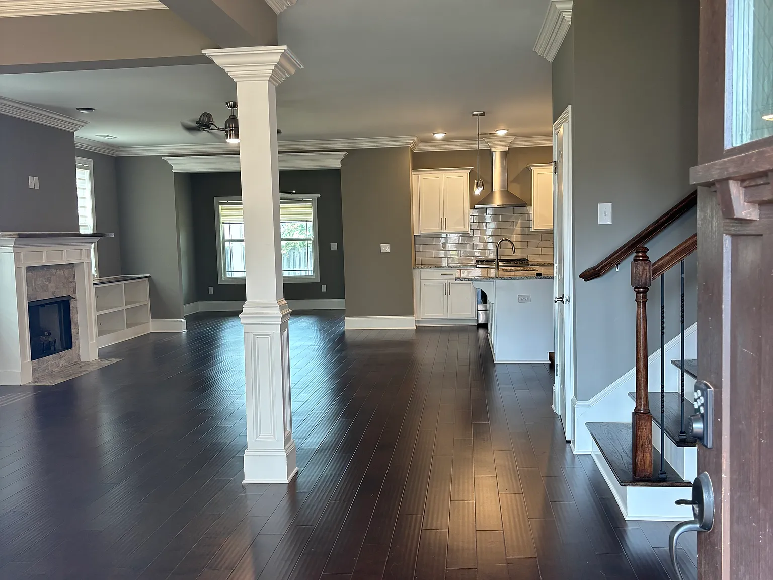 4 bed, 3084 sqft, $2,700 — Photo 3