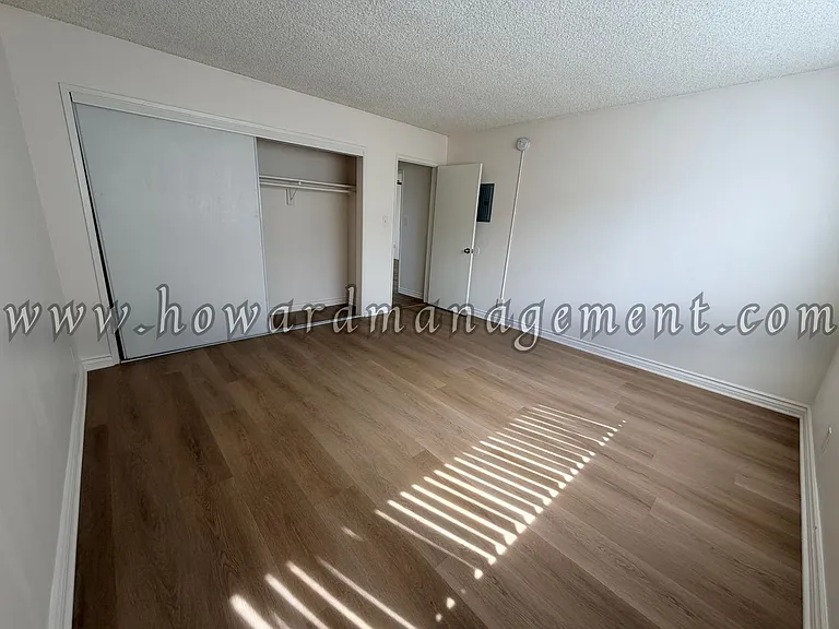 08371NO — Photo 13