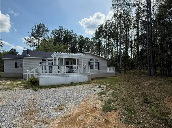 3132 Pat Station Rd, Starkville, MS 39759