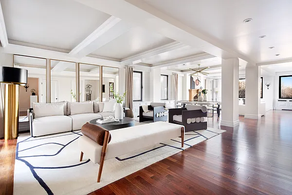 Sold by Sotheby's International Realty | media 2