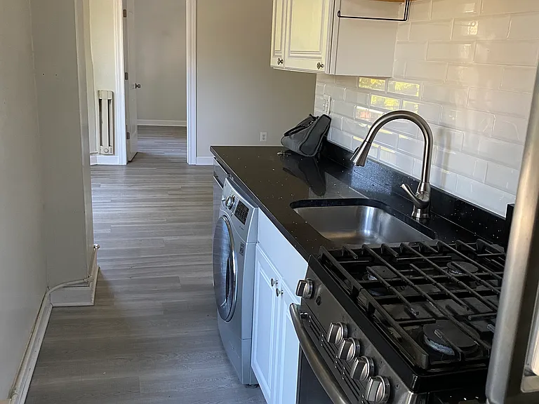 917 W Waveland Ave #A — Photo 4