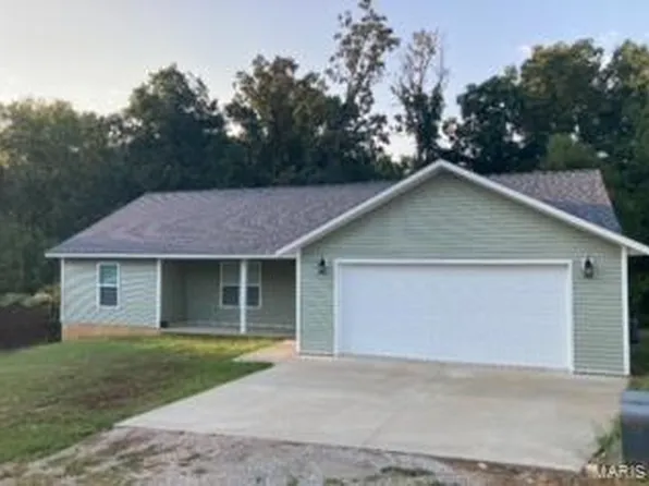 371 Meadow View Dr, Poplar Bluff, MO 63901