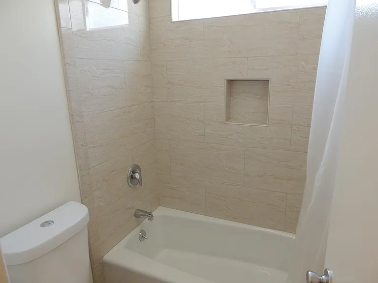 321 Gladys Ave #2 — Photo 14