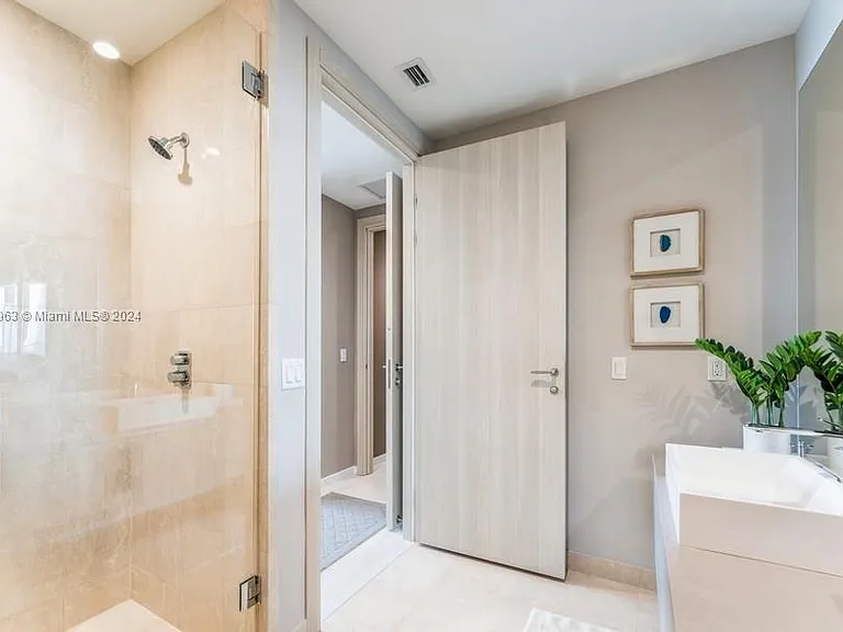1000 Brickell Plz #Penthouse 5104 — Photo 19