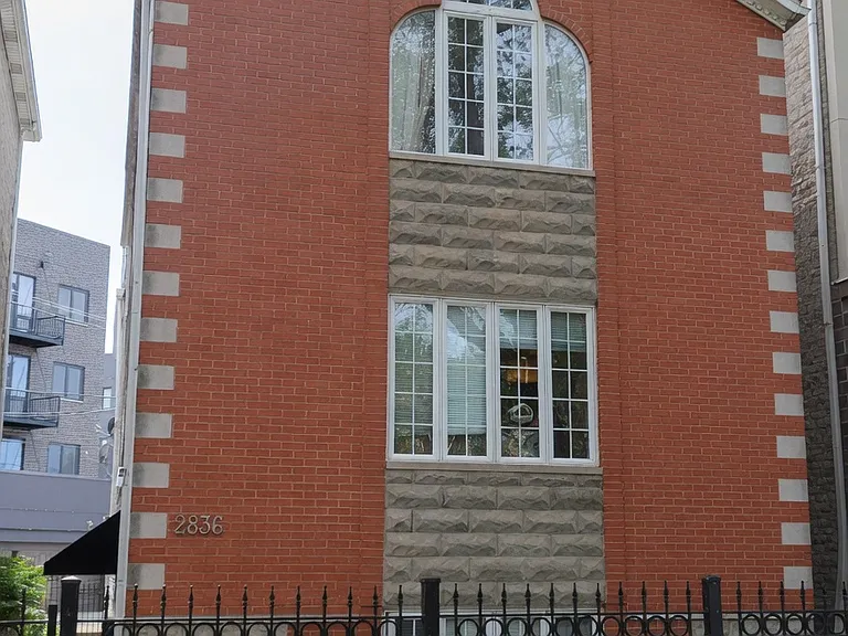 2836 N Damen Ave #3 — Photo 21
