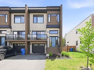 16 Trekker Dr, Halifax, NS B4B2K7