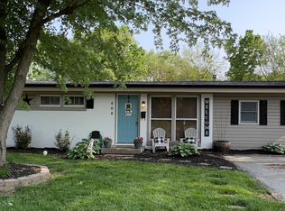 608 E Main St, Greenwood, IN 46143