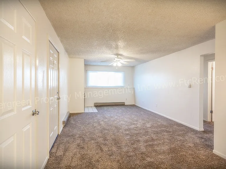 2034-2036 W Plum St — Photo 32