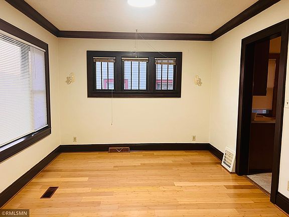 5th image of 437 Lawson Ave E