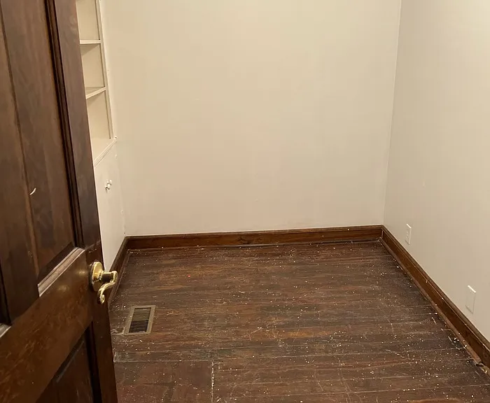 133 S Marietta St — Photo 6
