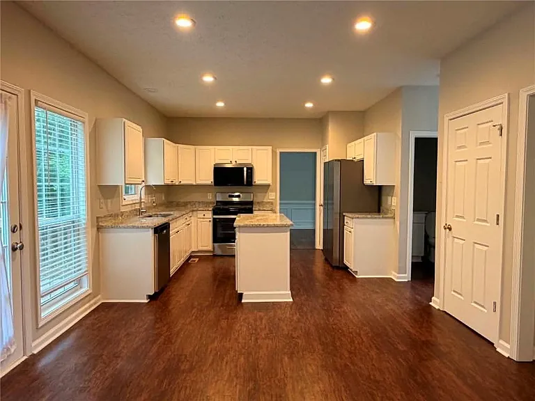 2845 White Blossom Ln — Photo 9
