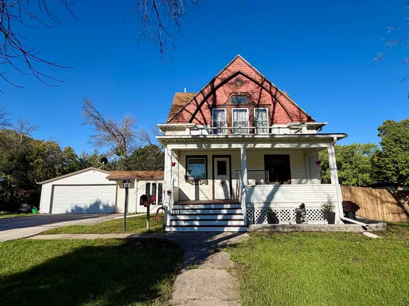 207 N 7th St, Pocahontas, IA 50574