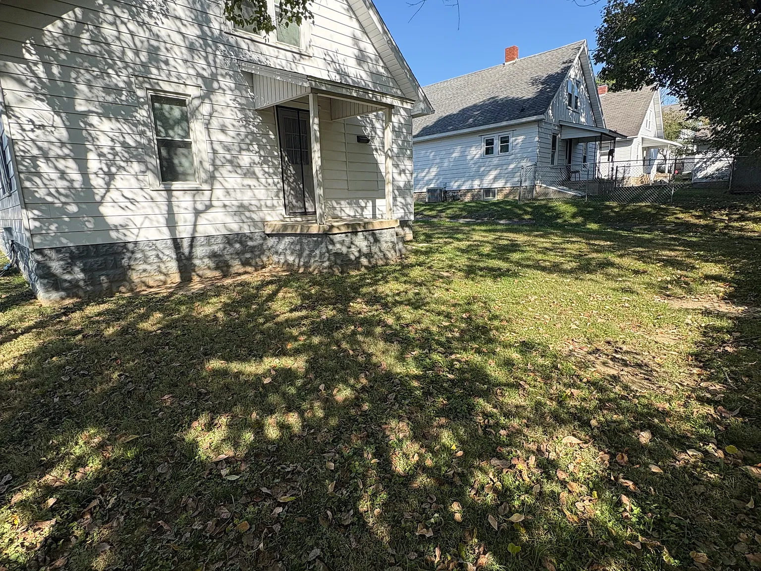 3 bed, 1872 sqft, $1,400 — Photo 2