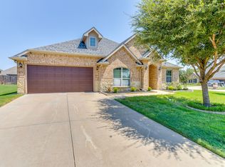 1140 Indigo Ln, Joshua, TX 76058