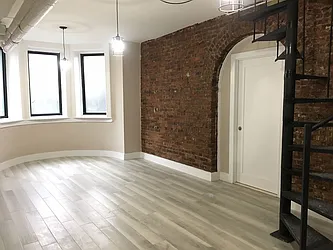 Rented by Lang Realty LLC