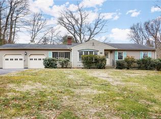 16 Russ Rd, Trumbull, CT 06611