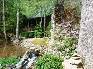 141 Barnes Creek Dr, Ellijay, GA 30540