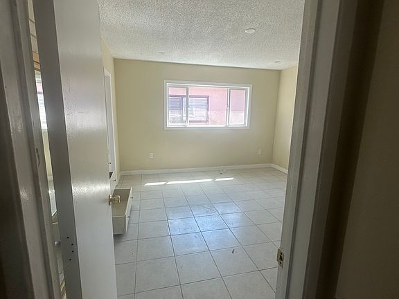 4th image of 2920 W 141st St #3