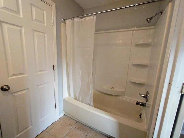 4521 Phoenix Dr — Photo 10