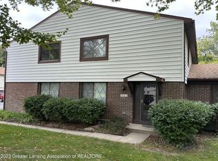 3918 Hunters Ridge Dr APT 2, Lansing, MI 48911