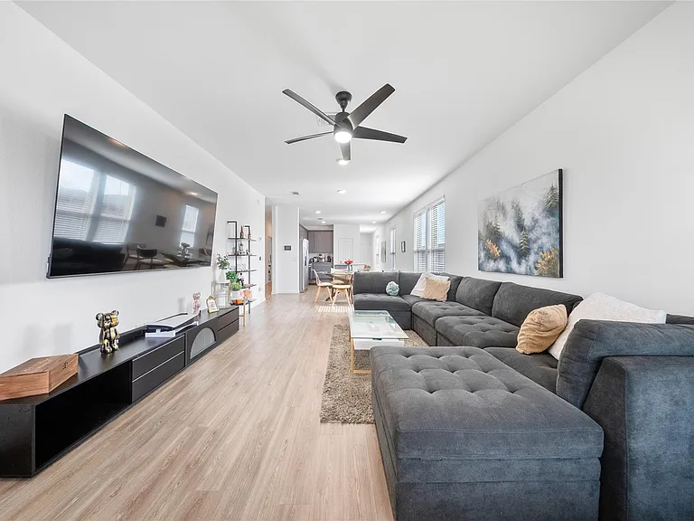 21126 Coral Blossom Ln — Photo 12