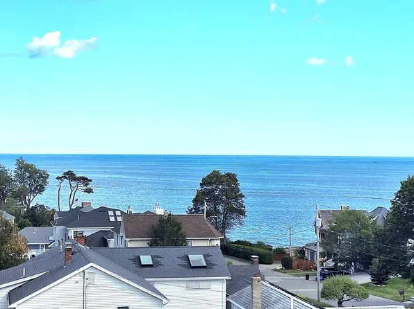 44 Lexington Ave APT 42, Gloucester, MA 01930
