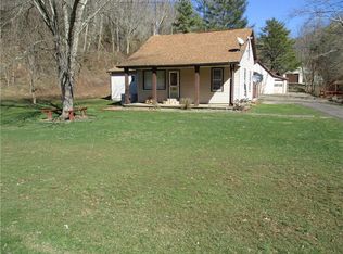 16414 Parkersburg Rd, Elizabeth, WV 26143