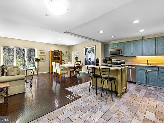 5th image of 2331 Old Court Rd Unit 307