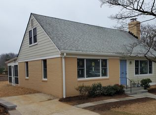 8703 Lowell St, Bethesda, MD 20817