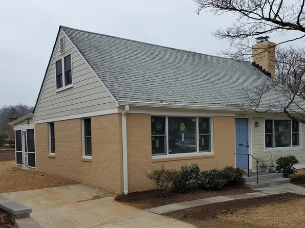 8703 Lowell St, Bethesda, MD 20817