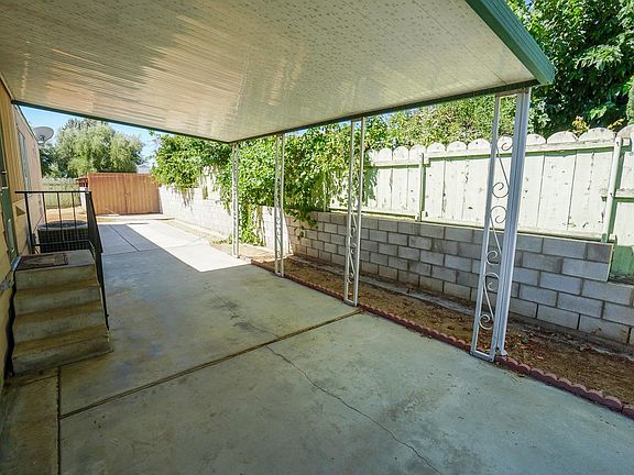 5th image of 13942 Victoria Ct