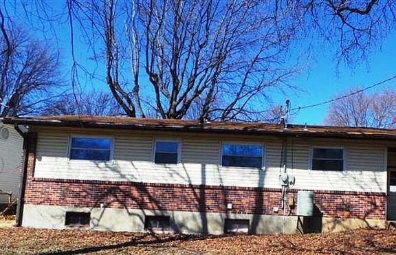 4th image of 430 Albert Dr