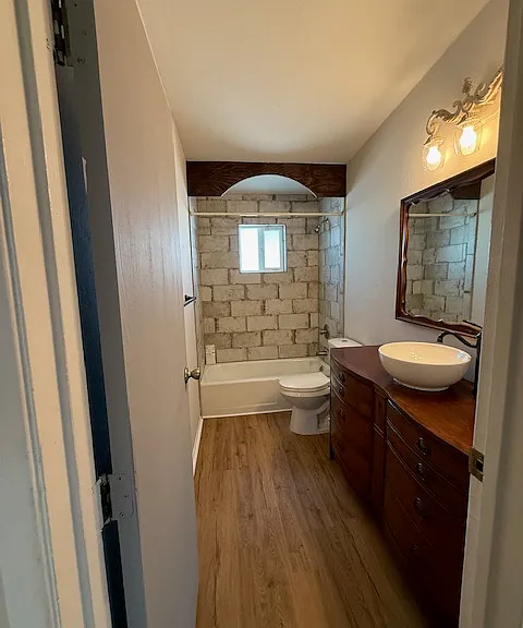2114 N Catalina Ave #2114 — Photo 9