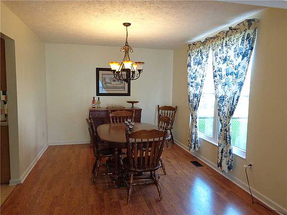 5th image of 13130 Knollton Ct
