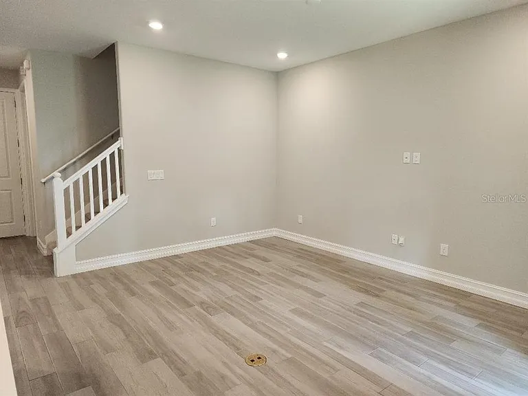4712 Lagona Ln — Photo 10