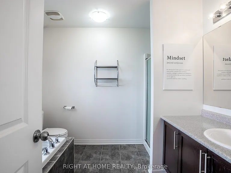 712 Brian Good Ave — Photo 21