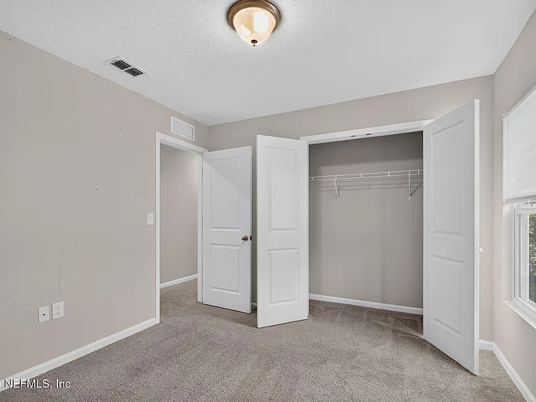 8069 Cheryl Ann Ln — Photo 30