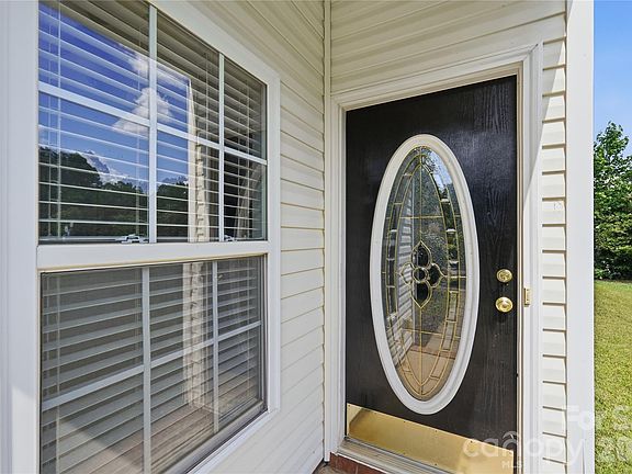 4th image of 1912 Beckwith Ln