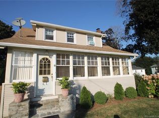 8 Vernon St, Stratford, CT 06615