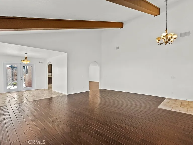 1138 Lakeview Dr — Photo 17