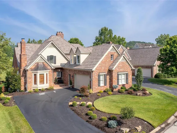 224 Timber Trace Dr, Saint Albans, MO 63073